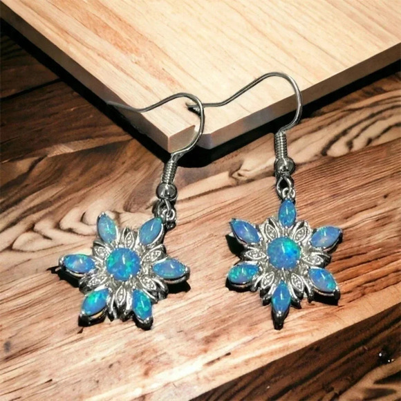 Blue Snowflake Earrings - Picture 1 of 2
